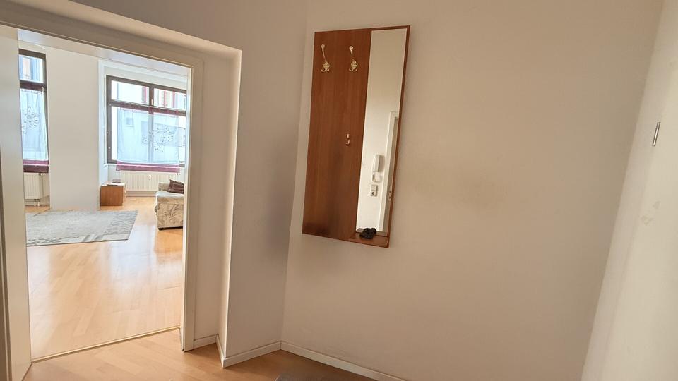 Etagenwohnung Meißen - 2 Zimmer, 63 m&sup2;, 420&euro; | Angebot:25487004
