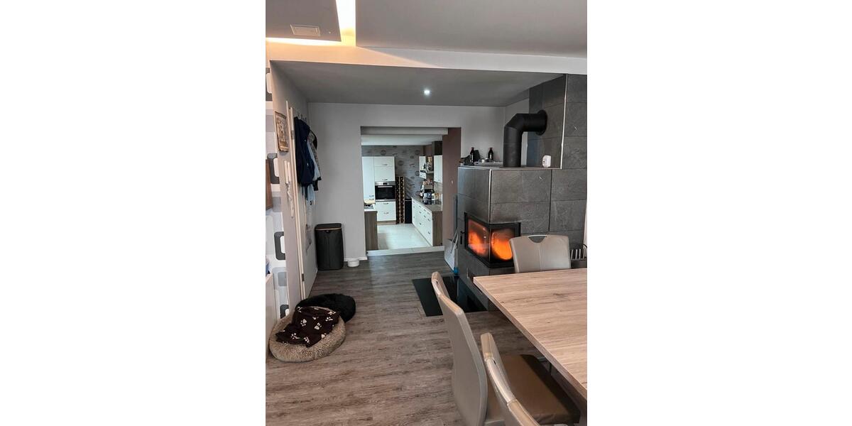 Doppelhaushälfte Rödental - 6 Zimmer, 102 m&sup2;, 180.000&euro; | Angebot:26904065