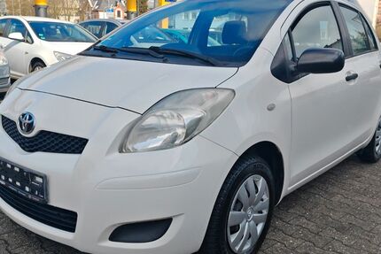 Toyota Yaris 100.000 km 4.700 &euro; Wiesbaden 65187