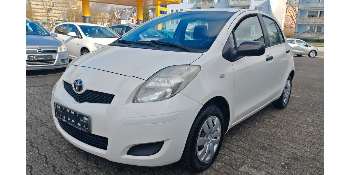 Toyota Yaris 100.000 km 4.700 &euro; Wiesbaden 65187