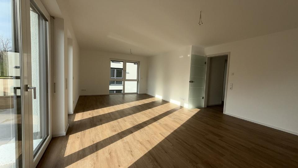 Etagenwohnung Kreuztal - 3 Zimmer, 90 m&sup2;, 1.270&euro; | Angebot:26067702