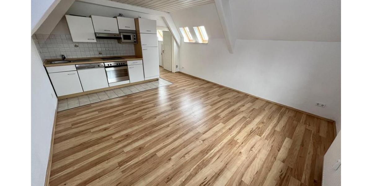 Pölzig! 2 Zimmer Wohnung mit Einbauküche und Charme! - Dachgeschoßwohnung Pölzig Sachsenroda | Angebot:26820836