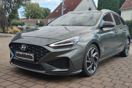 Hyundai i30 92.000 km 17.500 &euro; Sachsenheim 74343