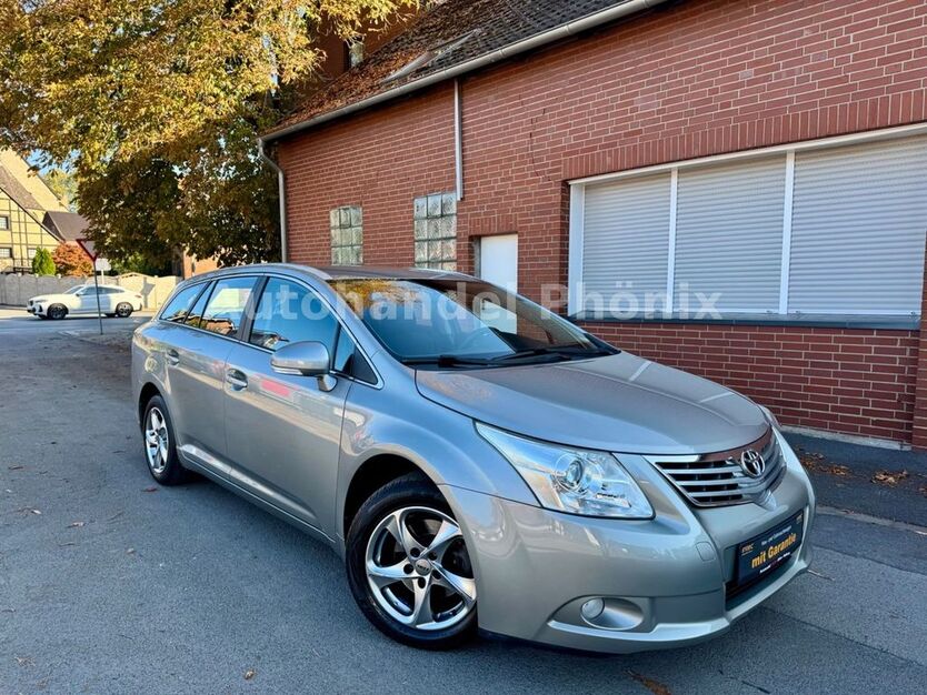 Toyota Avensis 96.600 km 8.450 € Ahlen 59229