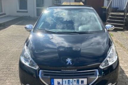 Peugeot 208 155.000 km 1.200 &euro; fleckeby 24357