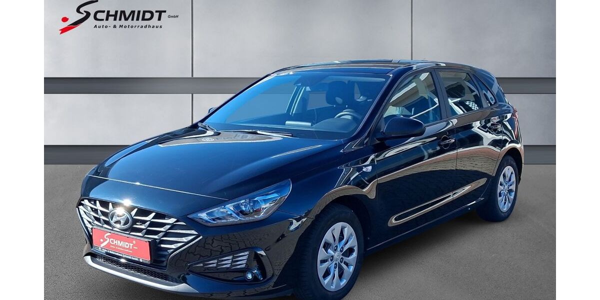 Hyundai i30 39.622 km 14.990 &euro; Halle 06126