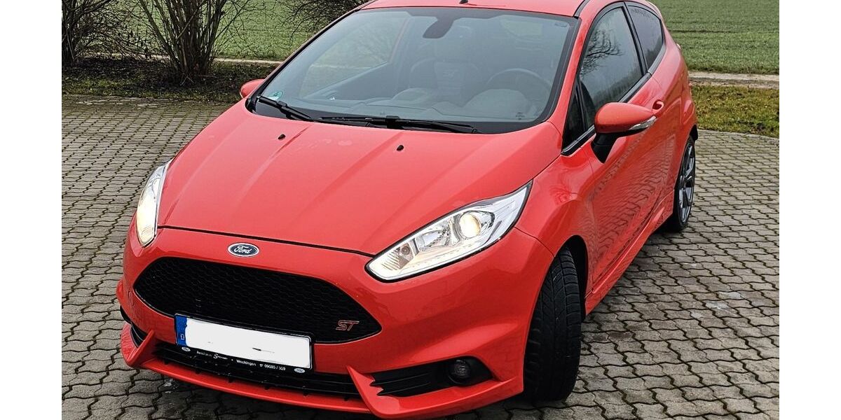 Ford Fiesta 142.390 km 11.299 &euro; Harburg 86655