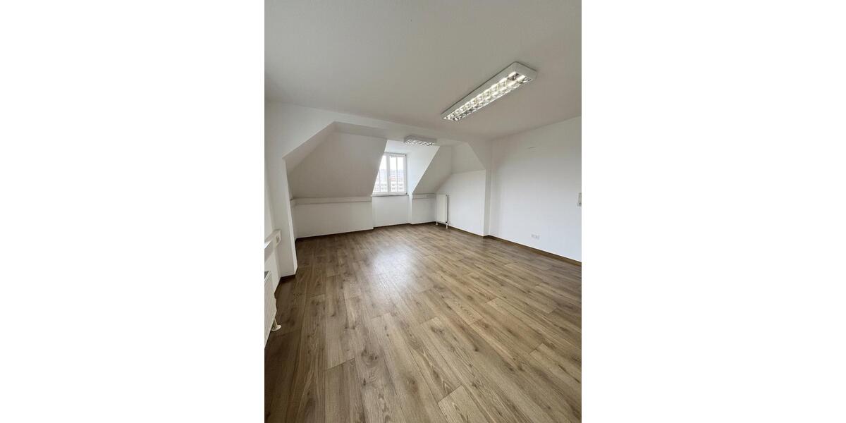 Gewerbeobjekt Zwickau - 610&euro; | Angebot:26145481