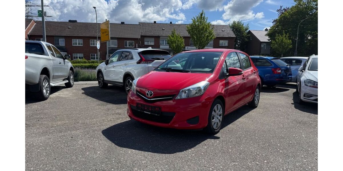 Toyota Yaris 92.500 km 6.999 &euro; Geldern 47608