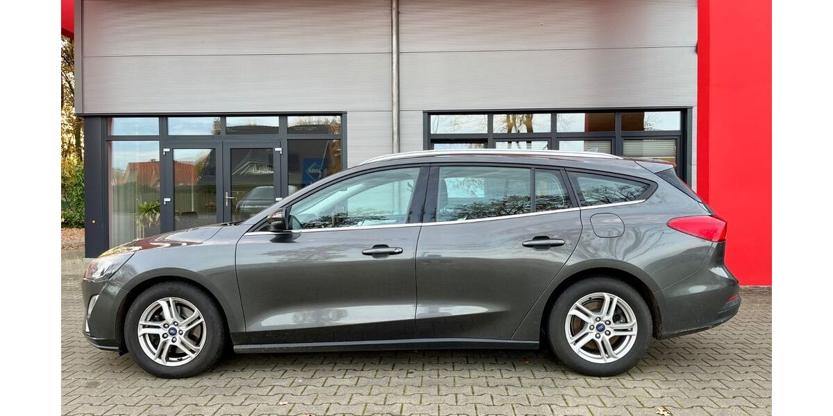 Ford Focus 171.000 km 10.900 &euro; Kettenkamp 49577