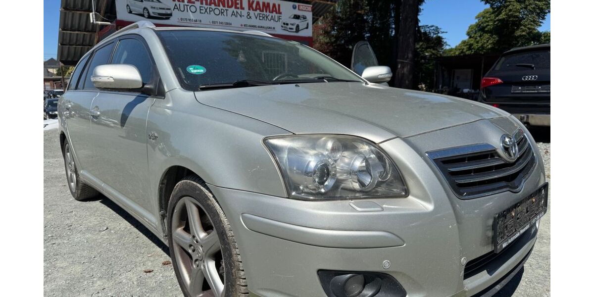 Toyota Avensis 210.834 km 1.299 &euro; Chemnitz 09125