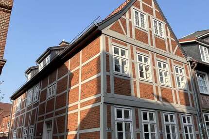 Haus zum Kaufen in Stade 635.000 € 209 m² 8 zimmer