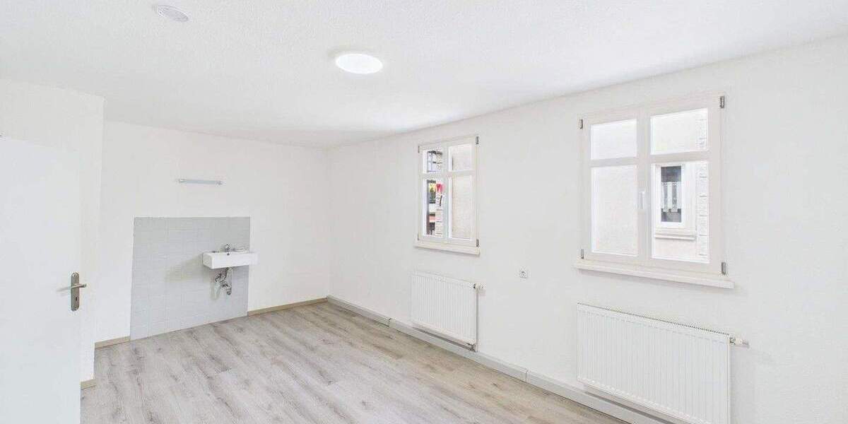 Einfamilienhaus Baunach - 9 Zimmer, 280 m&sup2;, 2.150&euro; | Angebot:26675744
