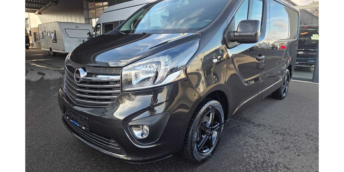 Opel Vivaro 115.929 km 13.880 &euro; Düren 52351