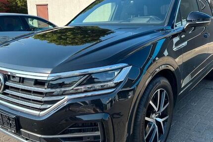 VW Touareg 147.000 km 39.990 € Northeim 37154