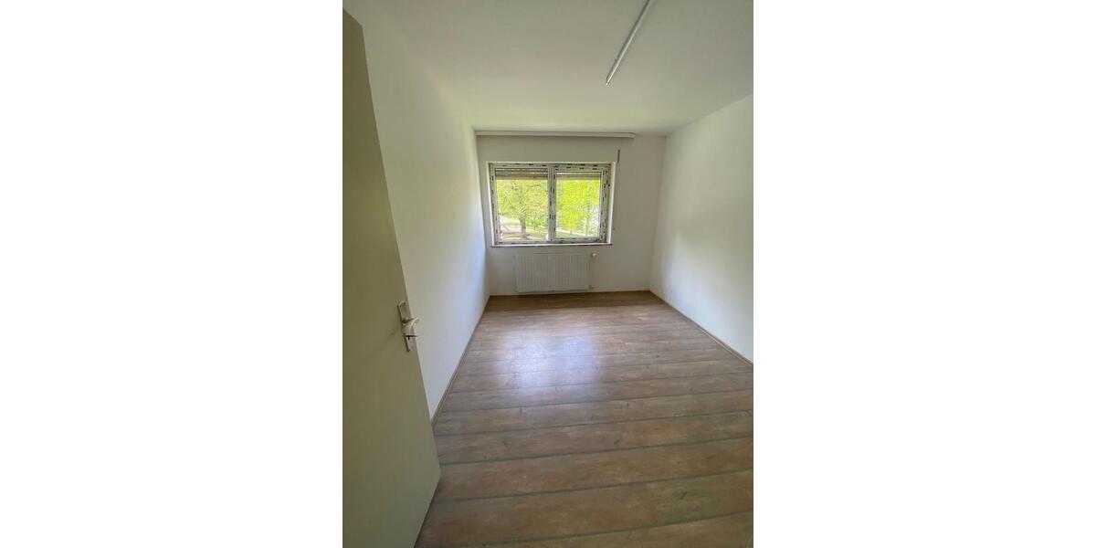 Etagenwohnung Weingarten - 1 Zimmer, 15 m&sup2;, 510&euro; | Angebot:26276896