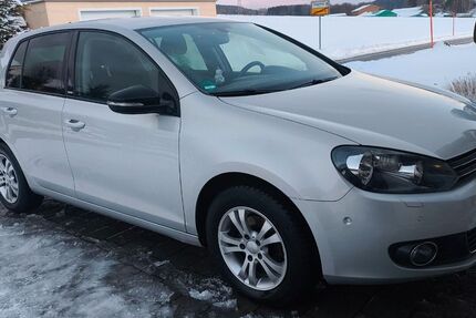 VW Golf 137.000 km 9.000 &euro; Eppenschlag 94536