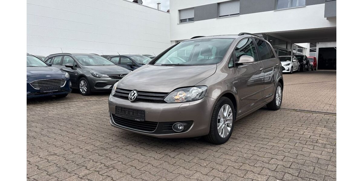VW Golf 77.759 km 10.495 &euro; Stuttgart 70597