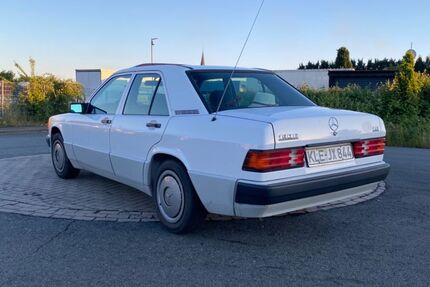 Mercedes-Benz 190 203.000 km 6.700 € Hamminkeln 46499