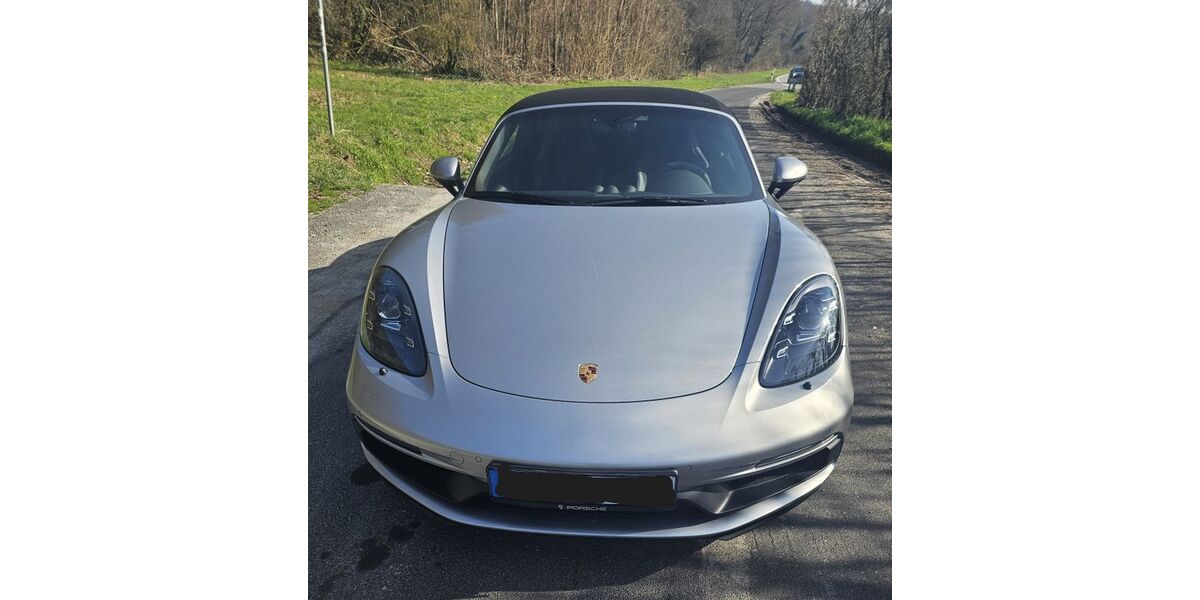 Porsche Boxster 5.000 km 99.100 &euro; Urspringen 97857