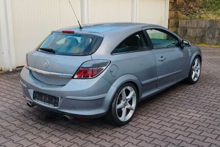 Opel Astra 233.000 km 1.999 &euro; Horb 72160