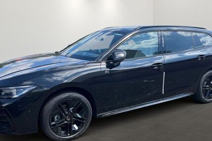 VW Passat Variant 4.900 km 49.999 &euro; Germersheim 76726