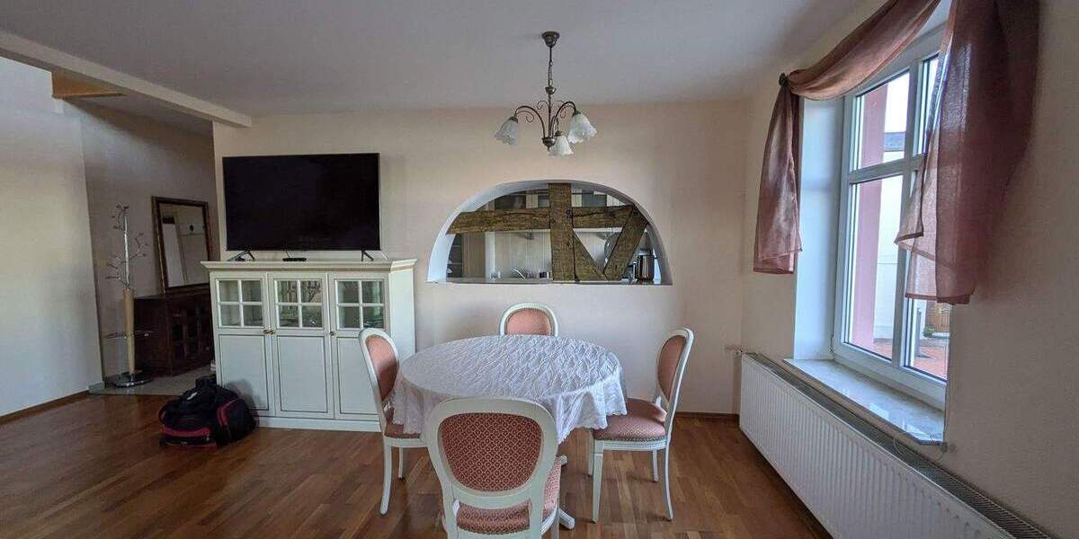 Etagenwohnung Malchow - 3 Zimmer, 200 m&sup2;, 1.250&euro; | Angebot:24918522