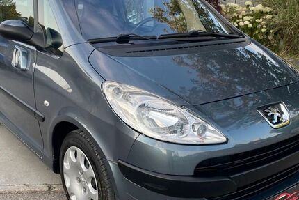 Peugeot 1007 122.992 km 2.999 € Reutlingen 72770