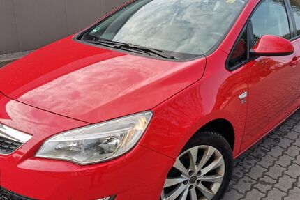 Opel Astra 215.000 km 2.400 &euro; Bernburg / Saale 06406