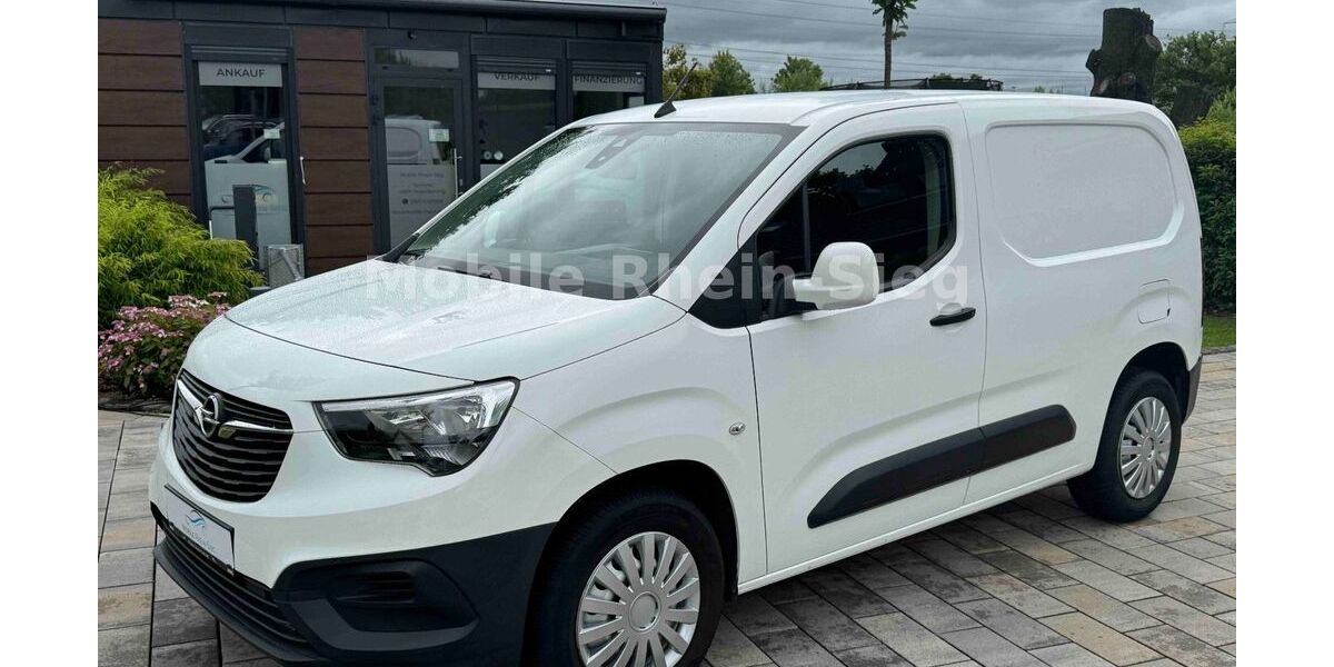 Opel Combo 55.250 km 9.880 &euro; Bornheim 53332