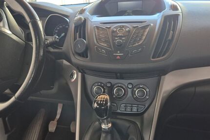 Ford Kuga 161.000 km 7.200 &euro; Bad Liebenzell 75378