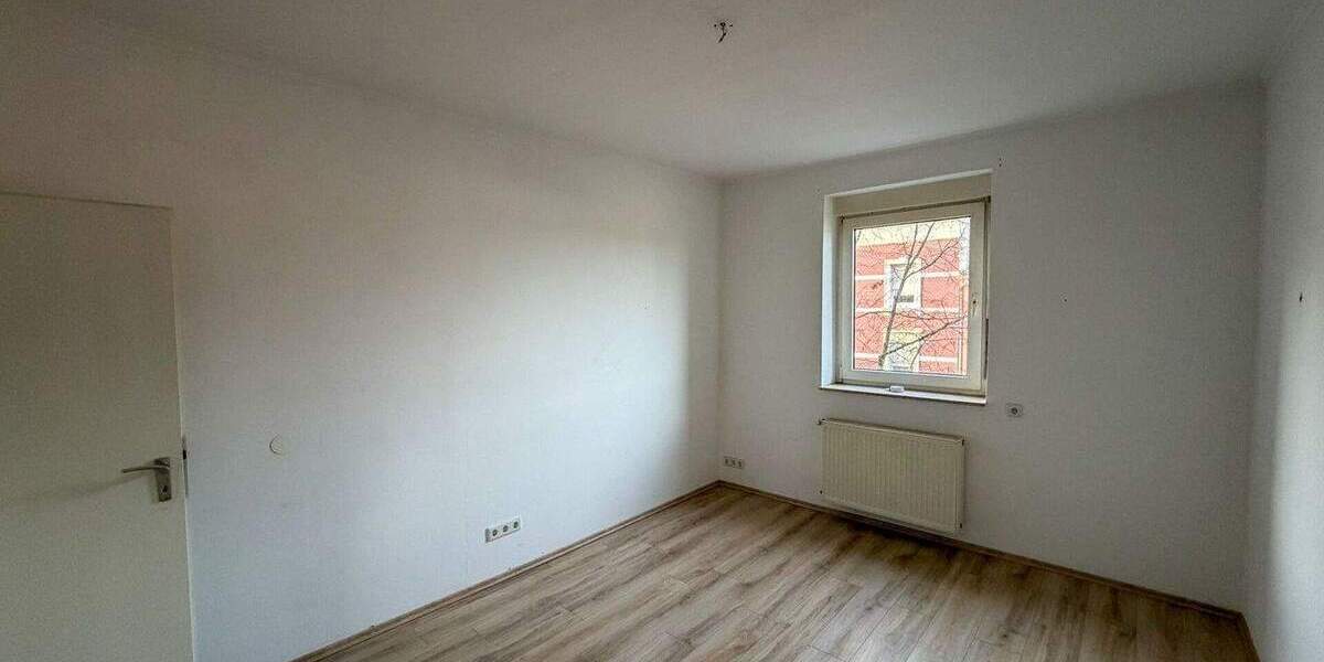 Mehrfamilienhaus, Wohnhaus Stolberg (Rheinland) / Büsbach Büsbach - 7 Zimmer, 173 m&sup2;, 345.000&euro; | Angebot:25742452