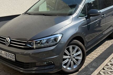 VW Touran 176.000 km 14.950 &euro; Stockstadt Am Rhein 64589