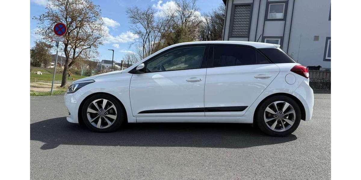 Hyundai i20 103.000 km 10.800 &euro; Selters (Taunus) 65618