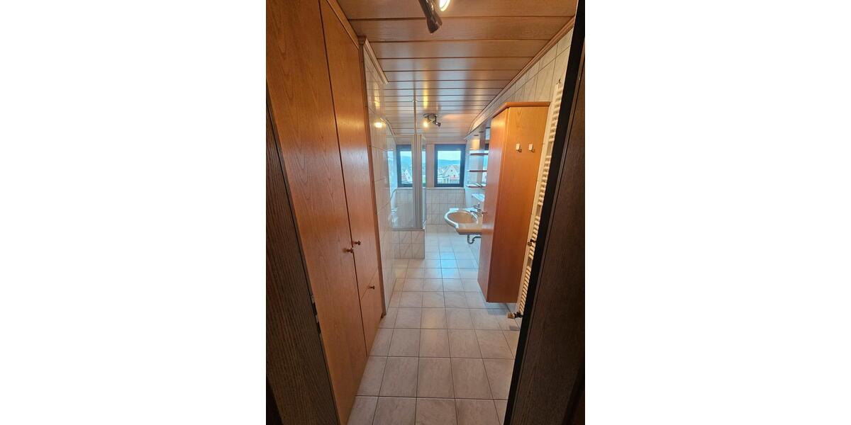 Einfamilienhaus Abenberg - 6 Zimmer, 160 m&sup2;, 2.000&euro; | Angebot:24573117