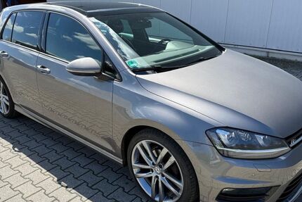 VW Golf 255.000 km 9.500 &euro; Walldürn 74731