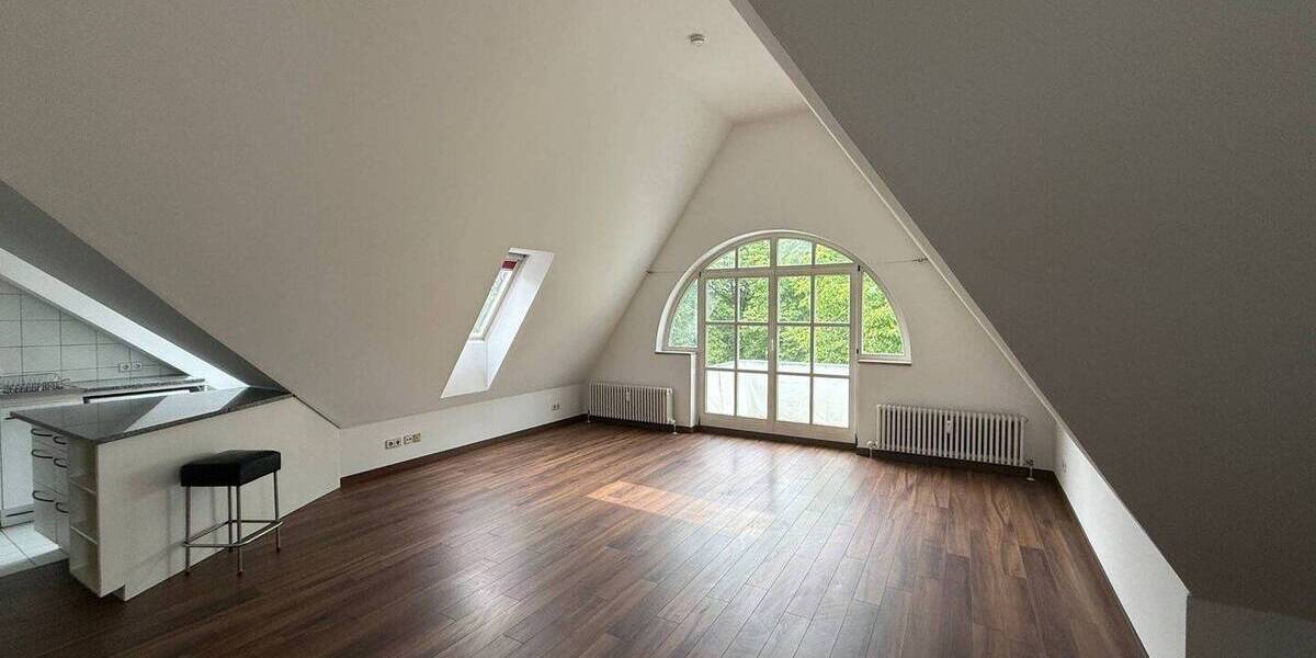 Etagenwohnung München Bogenhausen - 2 Zimmer, 76 m&sup2;, 1.450&euro; | Angebot:26903102