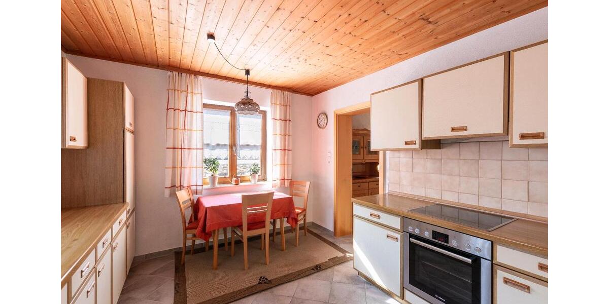 Mehrfamilienhaus, Wohnhaus Hutthurm - 12 Zimmer, 240 m&sup2;, 359.000&euro; | Angebot:26317026
