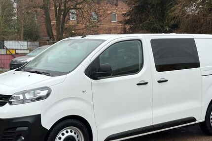 Opel Vivaro 39.393 km 21.419 &euro; Berlin 13127