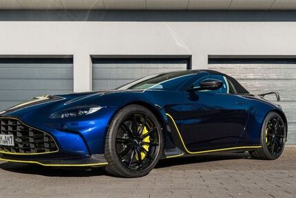 Aston Martin V12 Vantage