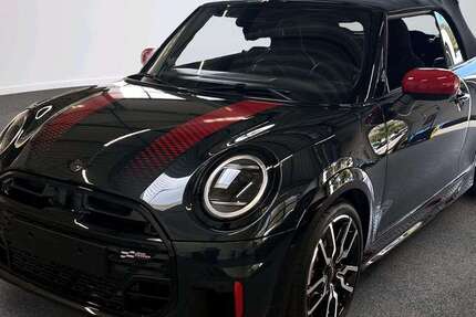 Mini John Cooper Works Cabrio 2.500 km 43.986 &euro; München 80788