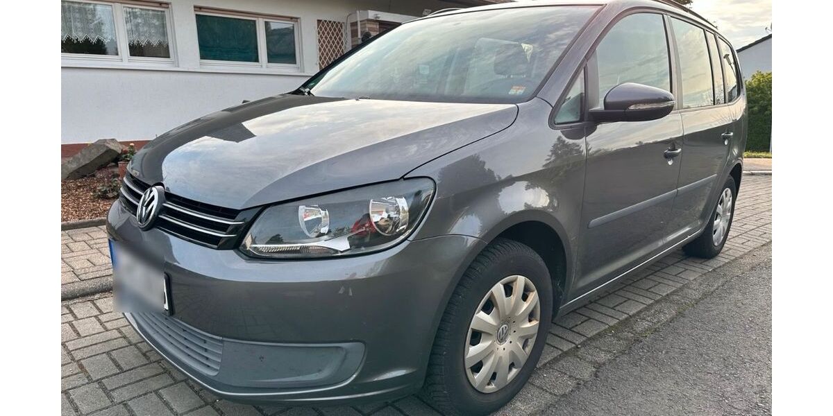 VW Touran 143.000 km 5.600 &euro; Fulda 36043