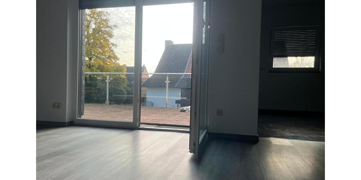 Etagenwohnung Laatzen - 3 Zimmer, 120 m&sup2;, 1.750&euro; | Angebot:26125207