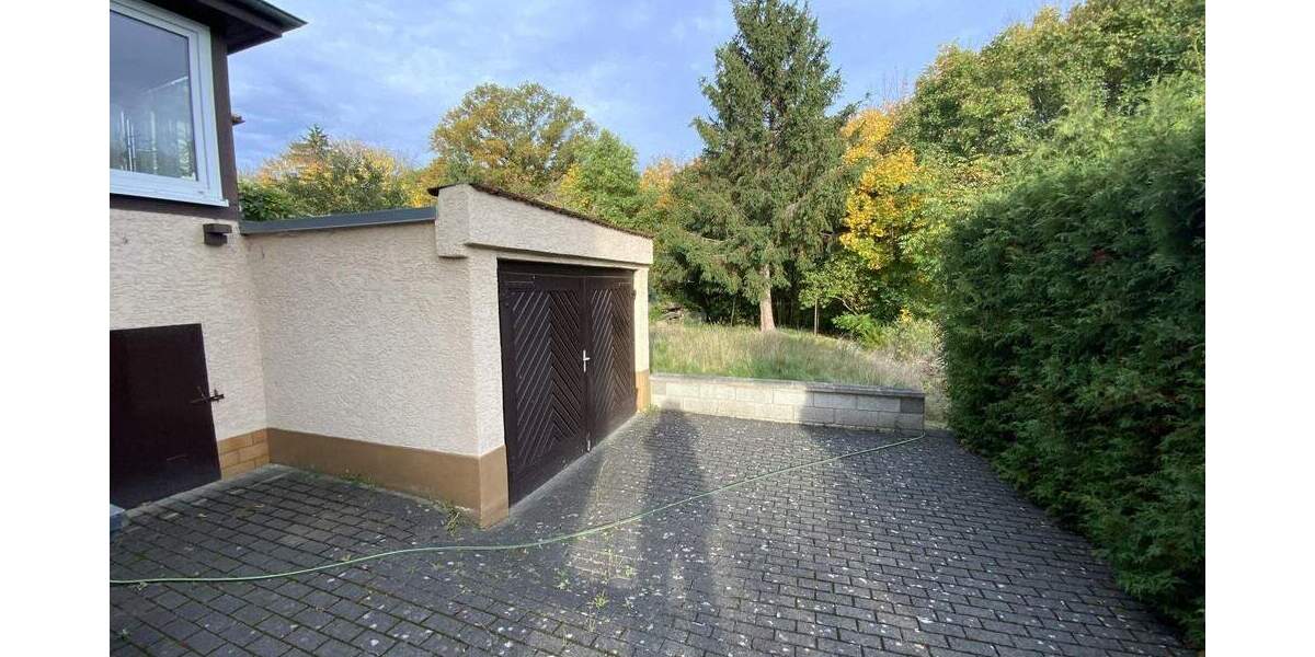Doppelhaushälfte Saalfeld - 5 Zimmer, 98 m&sup2;, 195.000&euro; | Angebot:25732021