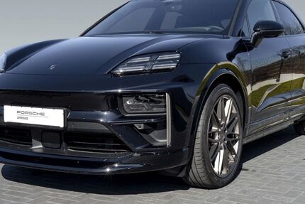 Porsche Macan 7.900 km 124.880 € Oberursel (Taunus) 61440