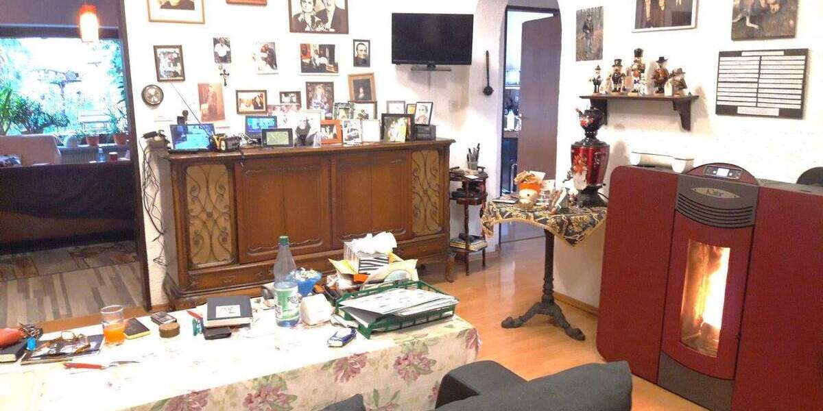 Einfamilienhaus Schnaittenbach - 4 Zimmer, 132 m&sup2;, 250.000&euro; | Angebot:25770125