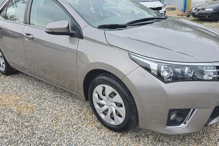 Toyota Corolla 144.694 km 11.400 &euro; Passau 94036