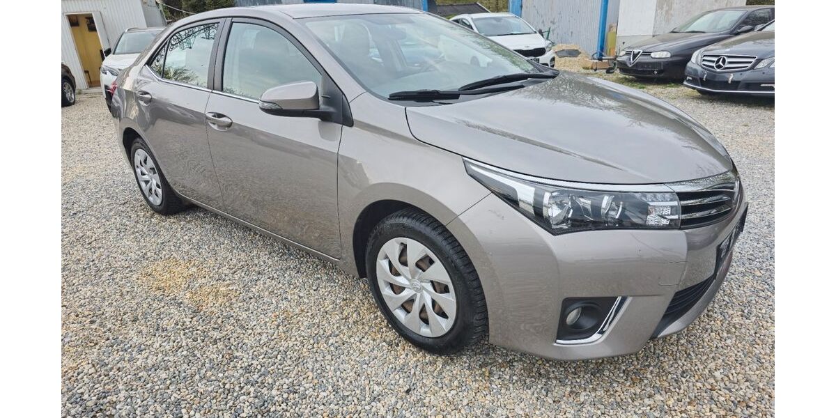 Toyota Corolla 144.694 km 11.400 &euro; Passau 94036
