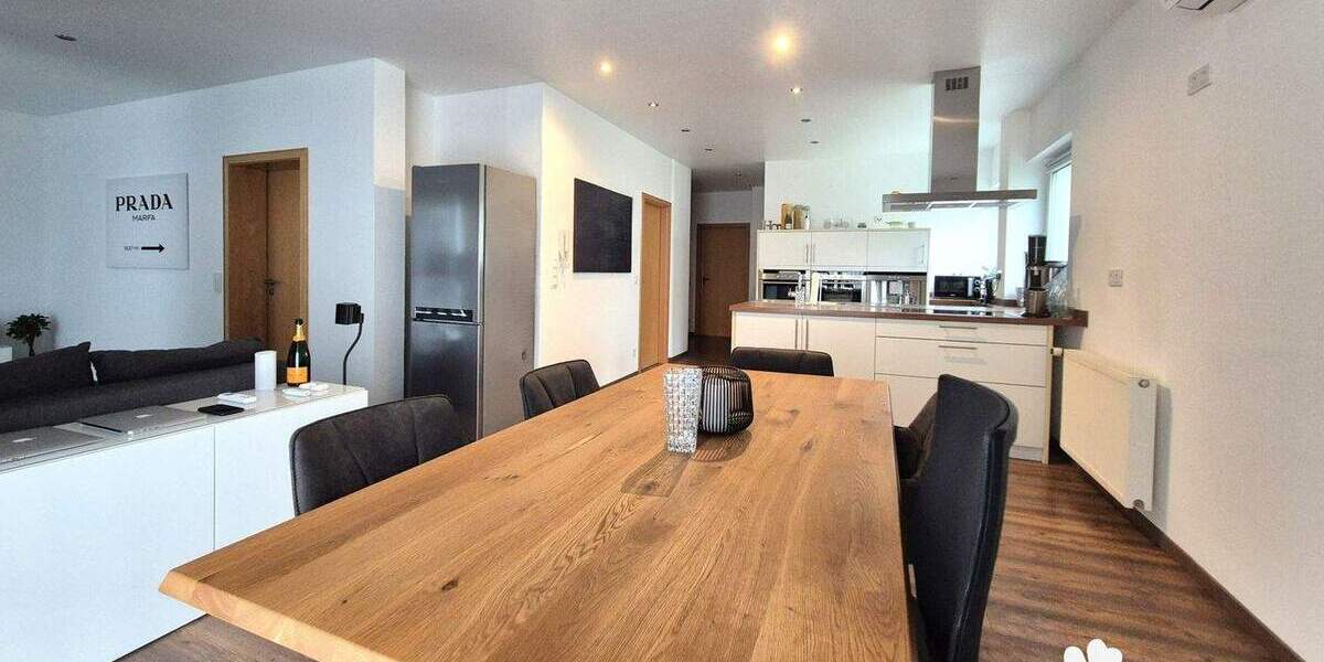 BERK Immobilien - renovierte 3-Zimmer-Wohnung (Hochpaterre) mit 3 eigenen Kellerräumen in Hörstein 3 zimmer