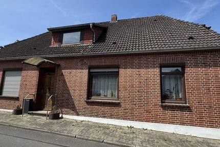 Haus Bad Bodenteich Bodenteich - 9 Zimmer, 183 m&sup2;, 185.000&euro; | Angebot:25227890